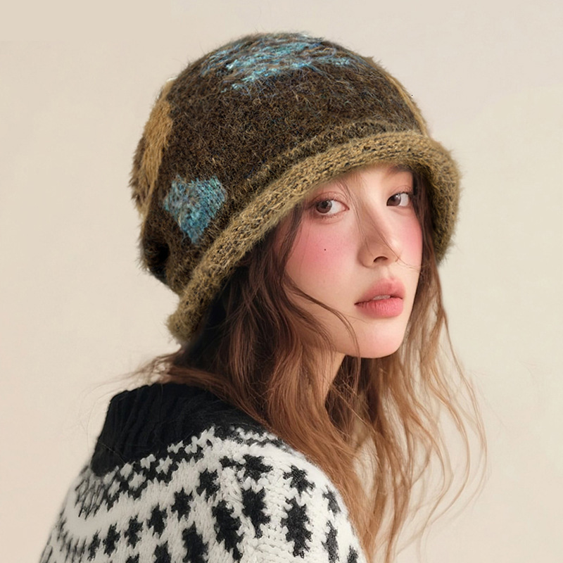 Autumn Winter Coffee Color Slouchy Beanie for Women, Ear Protection, Warm Knitted Pullover Korean Style, Versatile Cold Hat, Large Head Circumference