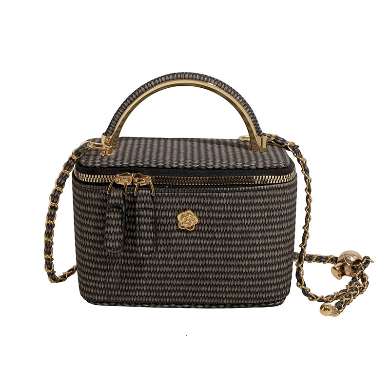 Luxury Brand Designer Bag 2025 New Trendy Fashionable Light Luxury Chain Shoulder Crossbody Bag For Women With Woven Pattern