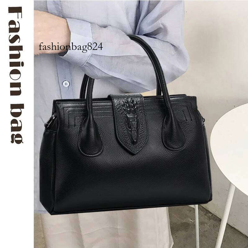 Aidrani 2025 Fashion genuine leather handbag large capacity women's briefcase 100% soft cowhide square bag