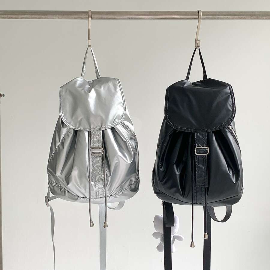 New Silver Girls, Large Capacity, High-End Feel, School Bag For Female Students, Commuting Lightweight Casual Backpack B5