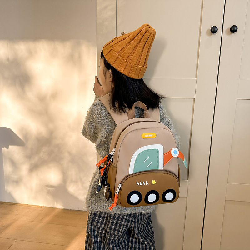 New hot selling excavator backpack designer backpack for boys and girls, cute and lightweight, reducing burden, small car, children's backpack