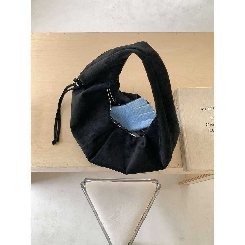 New Women's Single Shoulder Autumn Winter Versatile Dumpling Crescent Fashion Solid Color Handheld Suede Bag B5