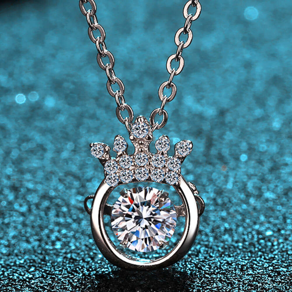 DHCollections-- S Pure Sier for Women 50 Points Moissanite Crown Dynamic Necklace Imitation Dia Pendant Clavicle Chain Straight