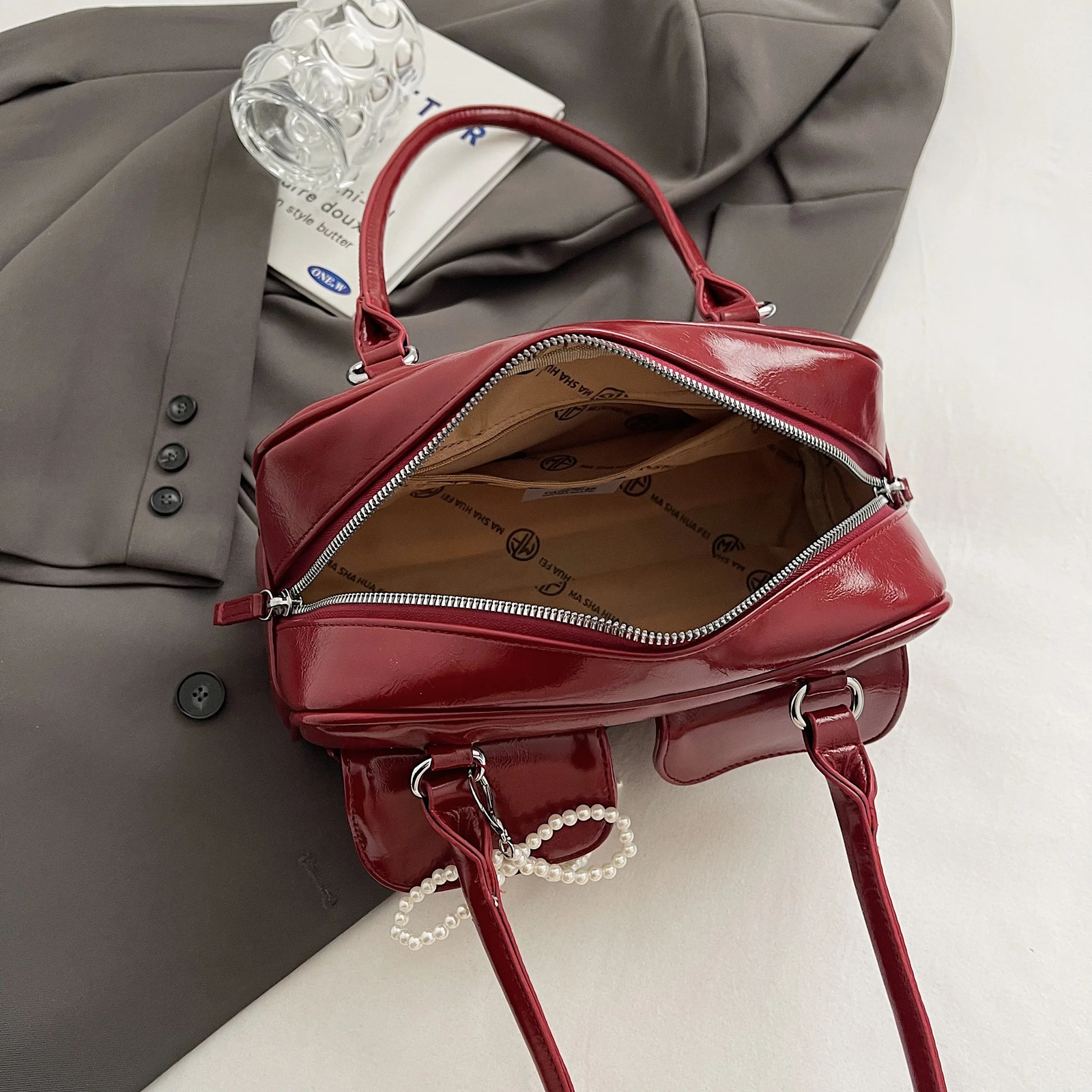 Fashionable Underarm Bow Bag for Women 2024 Korean Edition Simple Leisure Pillow Bag Trendy Versatile Shoulder Bag 251023