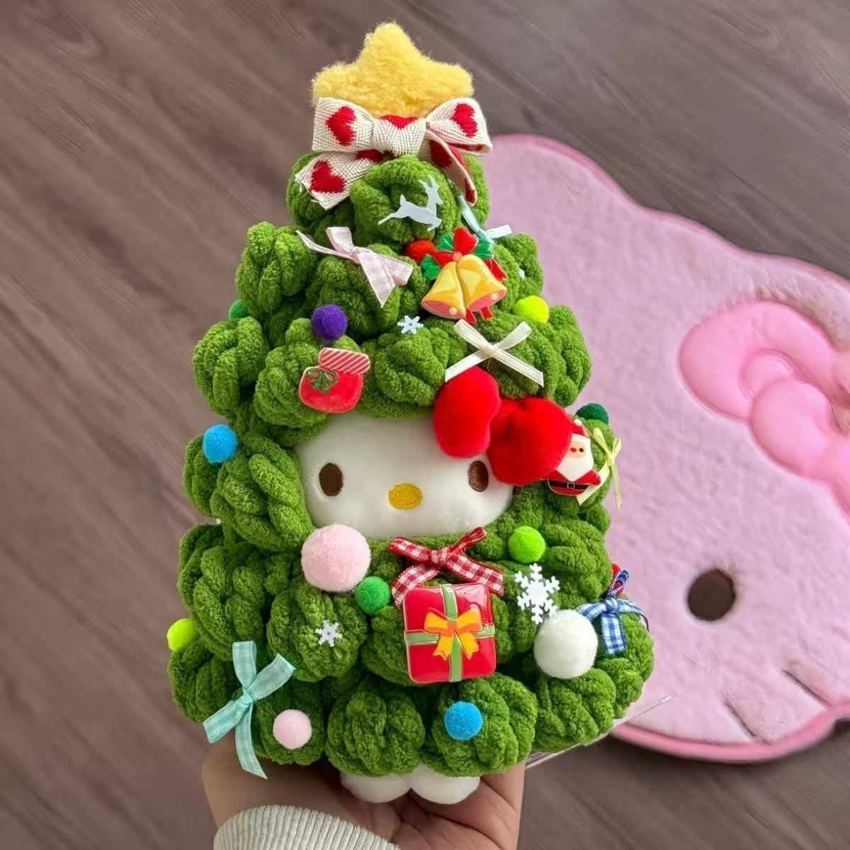 Sanrio Hello Kitty Bag Hanger Christmas Tree Series Kitty Cat Doll Hangers Autumn/Winter Kids Keychains Gifts for Girls L251024