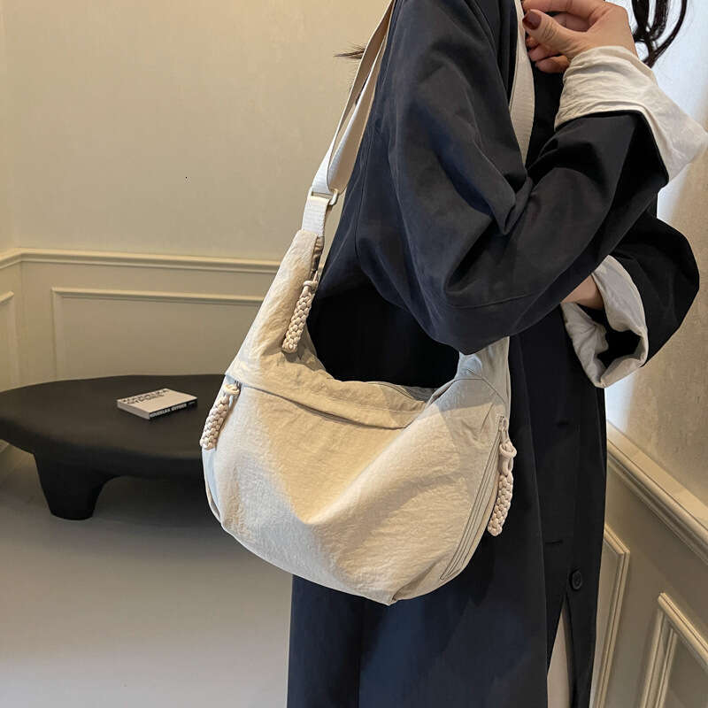Dumpling Bag for Women, Crossbody Large Capacity, Korean and Japanese Style, Commuter 2024 New Model, Shoulder Bag, Casual Versatile Backpack