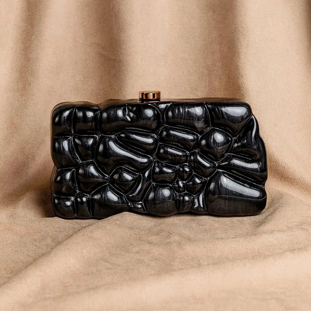 One shoulder oblique span bag Shaped shell acrylic bag Fashion wedding dinner clutch bag 251023
