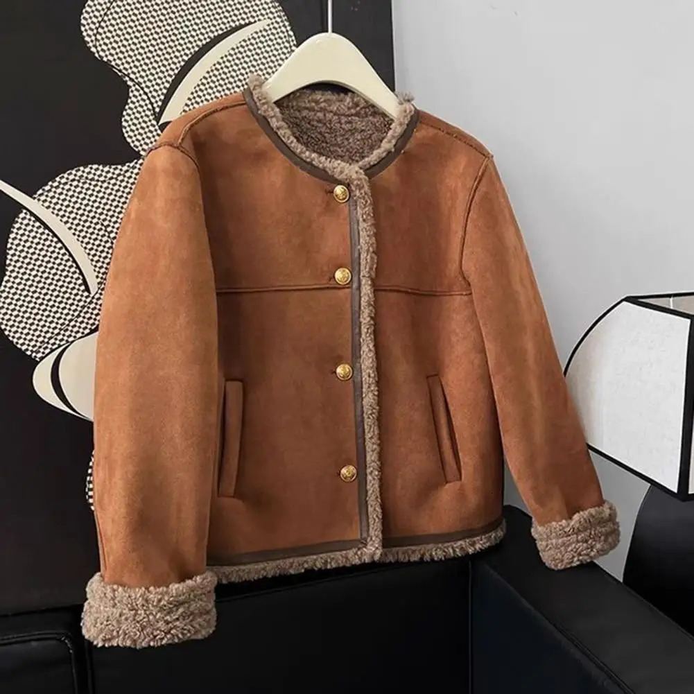 Round Neck Motorcycle Womens Warmth Jacket Female Autumn Winter Lamb Top Trend Coats 251021