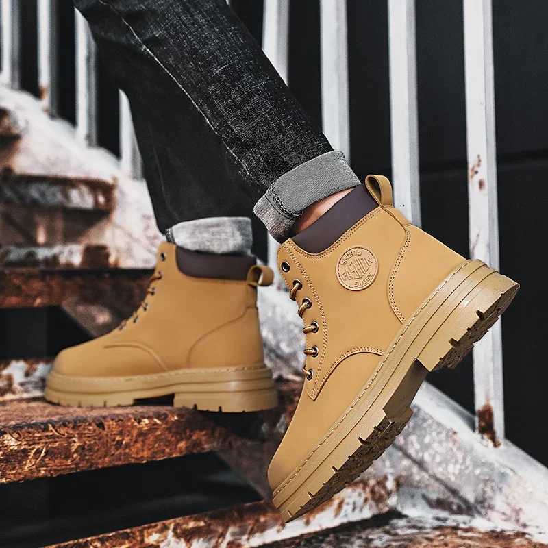Men Retro Work Shoes Autumn Winter Thick Bottom High Top Non Slip Warm Casual Boots Leather Laceup Big Head Tooling Boots 2024 W251024