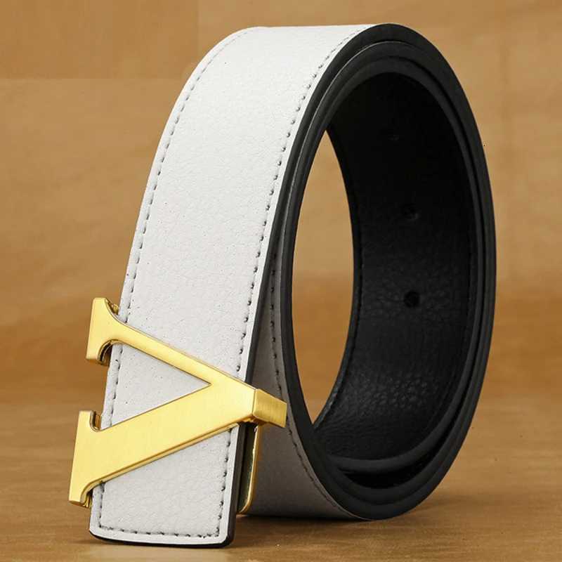 2024 New Temperament Business Mens Belt Letter Metal Button Head Versatile Decorative Jeans Dress Business Mens Belt W251024