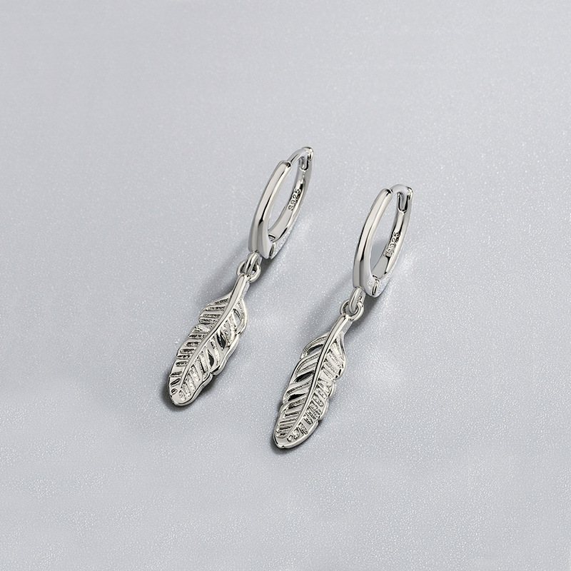 Designer earrings Luxury earrings feather pendant earrings silver needle inlaid with diamonds zircon light luxury metal earrings diamond earrings free