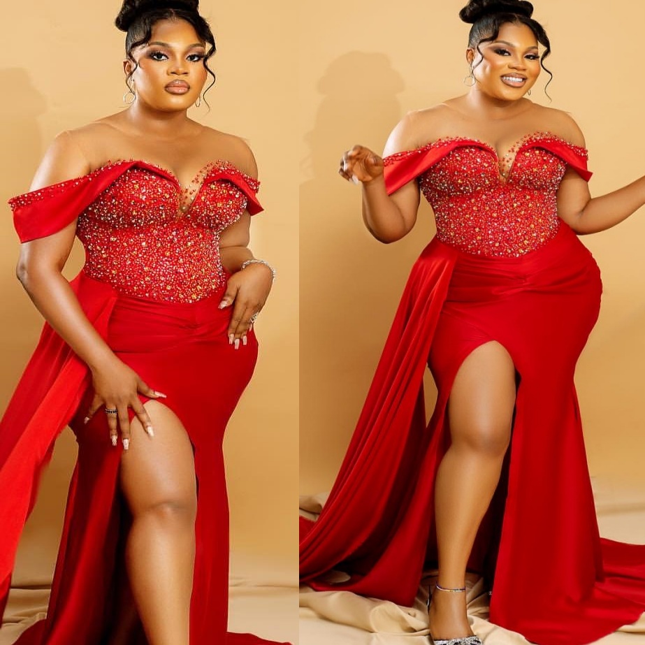 2025 Red Mermaid Prom Dresses Beaded High Split Satin Sheer Neck Evening Formal Party Second Birthday Engagement Gowns Plus Size Dress For Special Occ