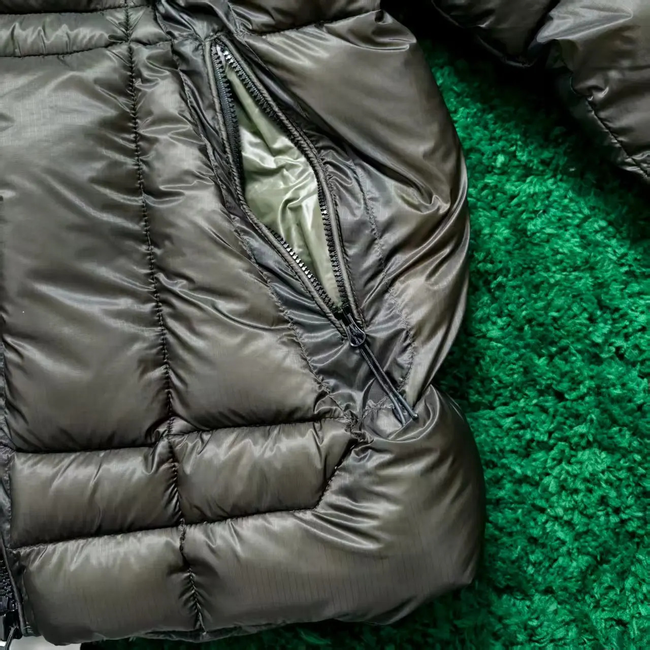 Italy CC Glass Black Button Style Mens Coat Winter White Duck Down Thick Warm Down Jacket Hooded Parka 251023