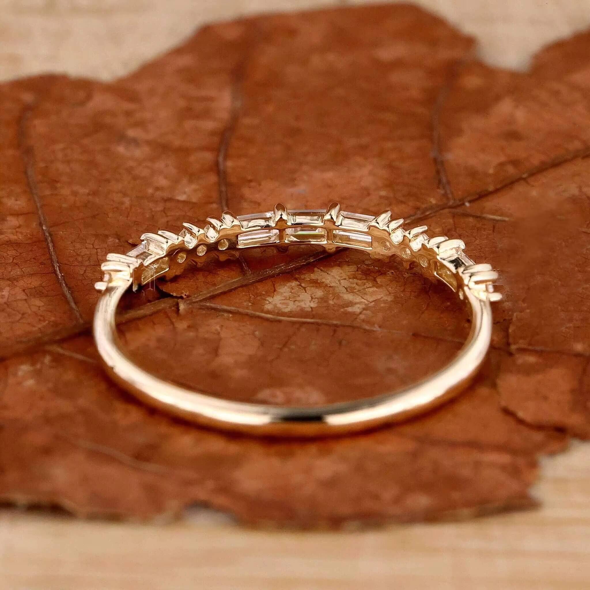Gia Igi Certified Cvd HPHT Lab Grown Created Diamond 14k 18k Solid Gold Half Eternity Wedding Band Ring Baguette and Round Cut