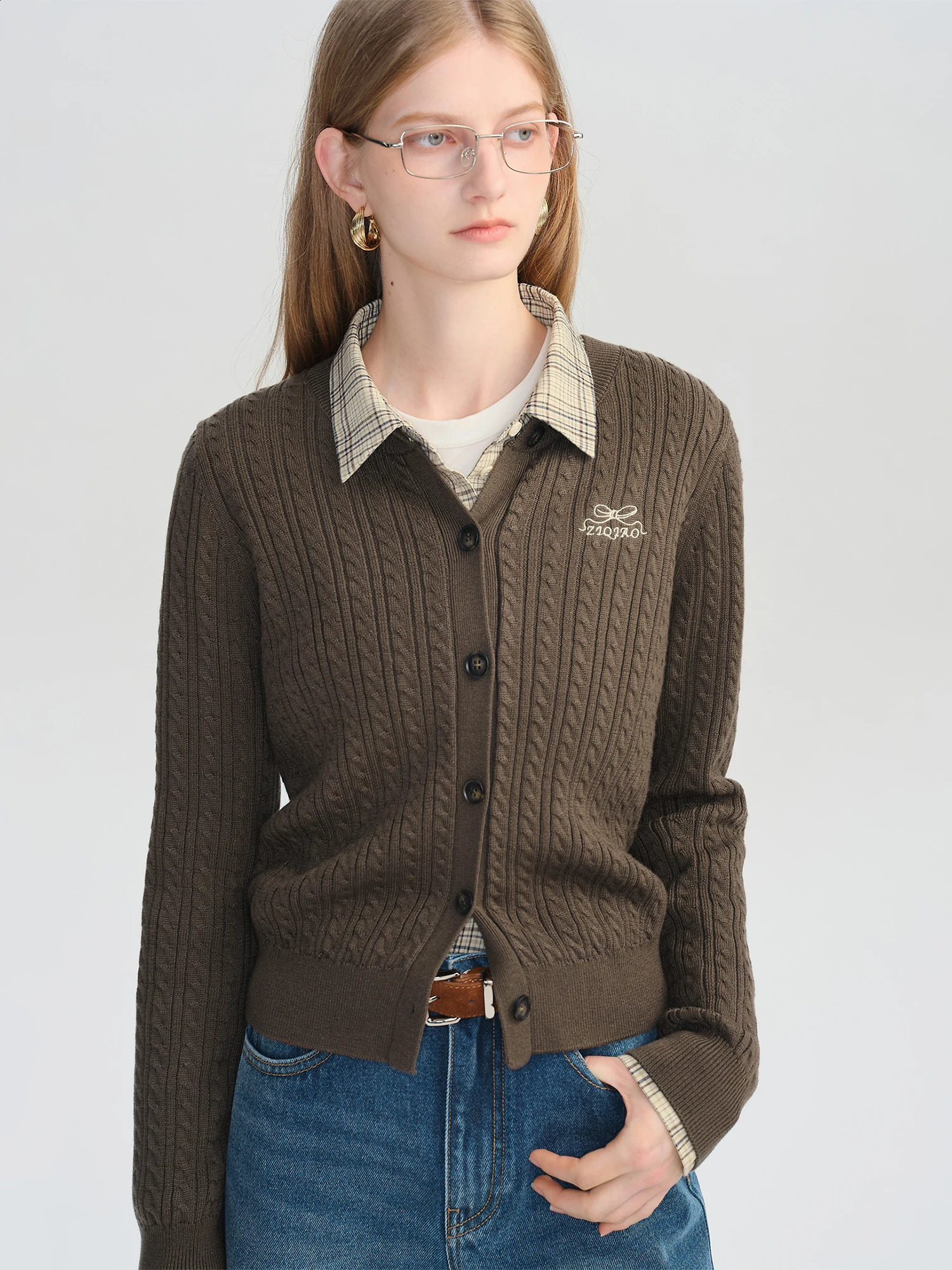 ZIQIAO Petite Women Retro Brown MIUStyle Round Neck Knit Open Cardigan Autumn Style Layerable Knit Sweater 25ZQ93019 251023