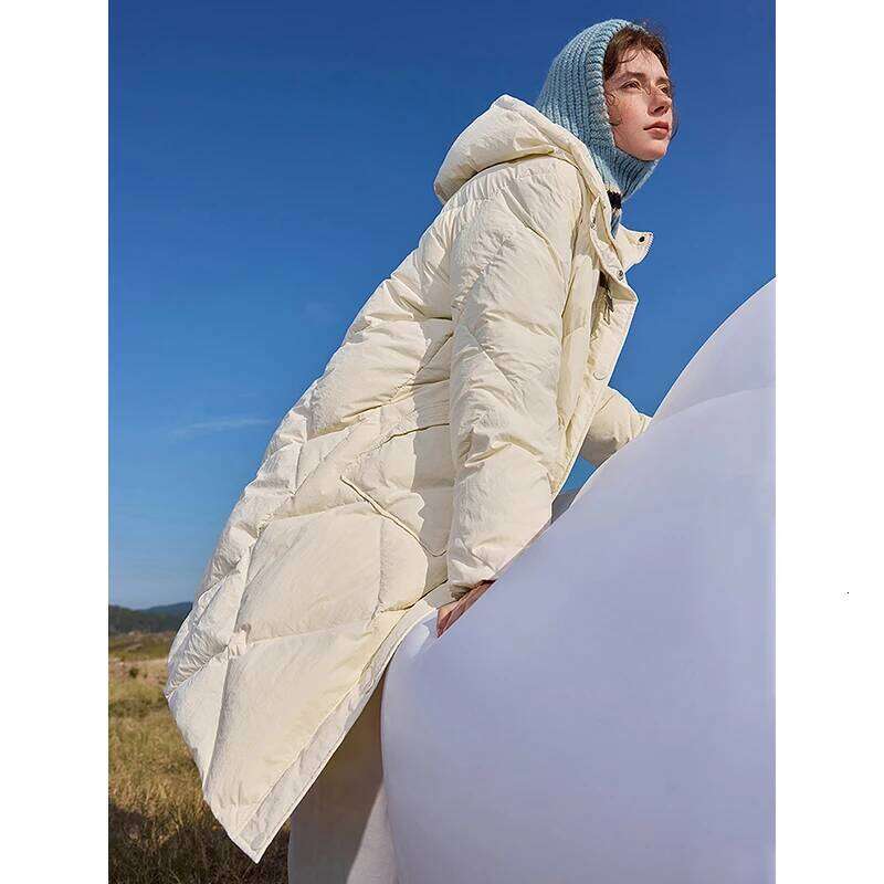 Women 90% White Duck Down Jacket 2025 Winter Fox Collar Thick Hooded Coat Horn Button Warm Long Overcoat Coats Designer Women