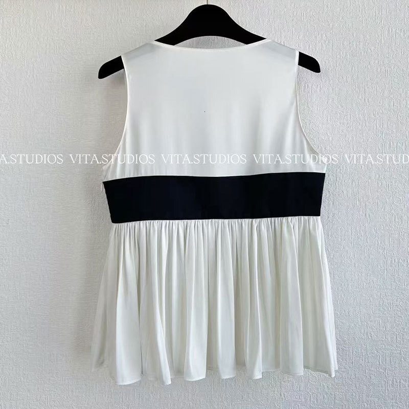 Luxury Designer Women's White Silk Bow Tie Vest Classic Deep V-Neck Sleeveless Cropped Camisole Sexy Fashion Street Style Fashion Clothing S1047