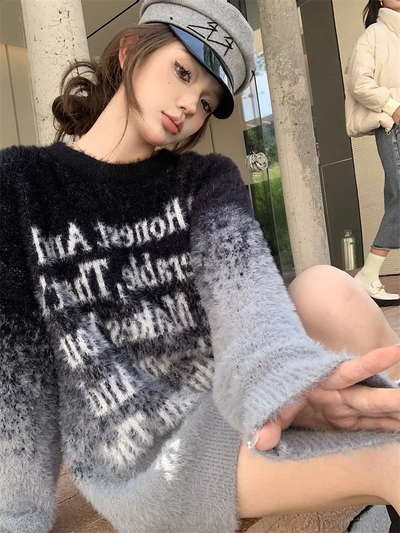 French Vintage Womens Black Mink Gradient Letter Loose Round Neck Sweater Autumn Winter Brown Vacation Kint Tops Clothing 251023