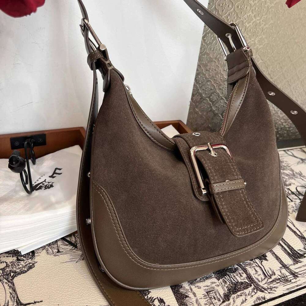Single-Shoulder Autumn And Winter Matte Genuine Leather Women's Bag, Large-Capacity Fashionable Crossbody