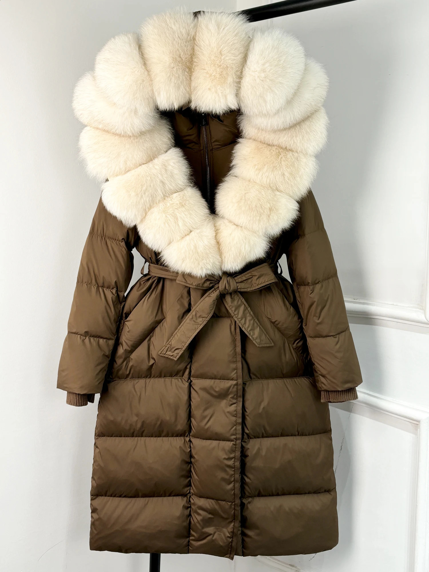 Janveny Winter Long Hooded Puffer Jacket Women Warm Thickened Fox Fur Collar White Goose Down Jacket Waterproof Parkas 251020