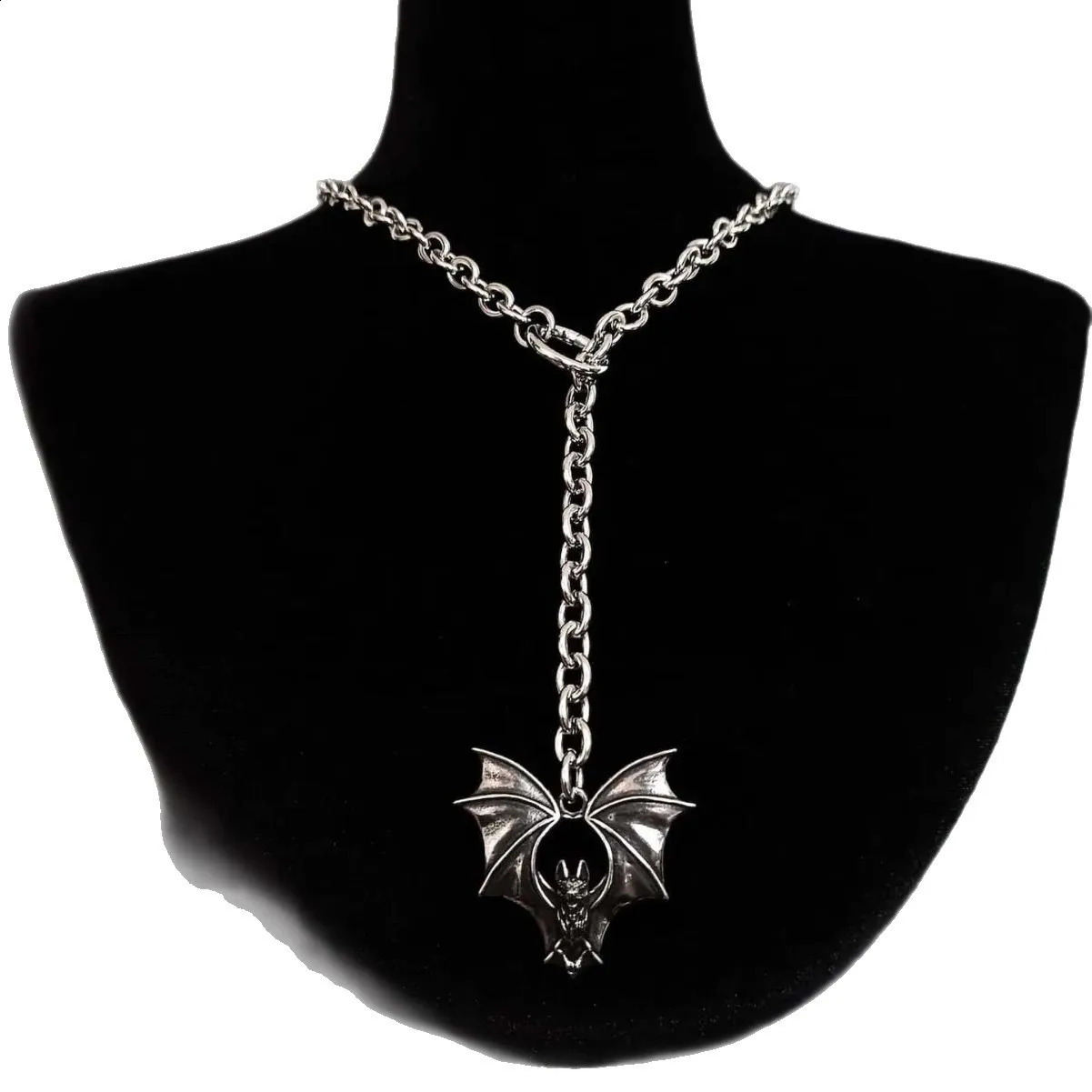 Punk stud necklace Gothic jewelry bat exaggeration hippie Y2k nightclub Oring sense TrendyChoker For Women Man 251023