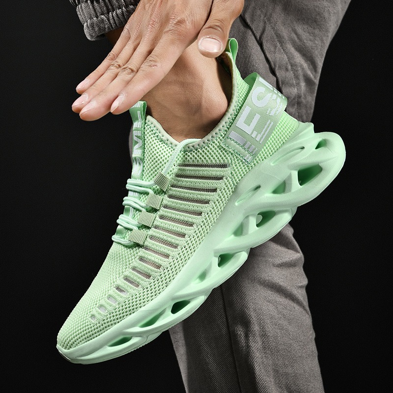Men Shoes Sneakers Fashion Light Breathable Outdoor Platform Walking Shoes for Men Non-slip Mesh Tennis Masculino Sneakers Durable Slip Resistant Cros