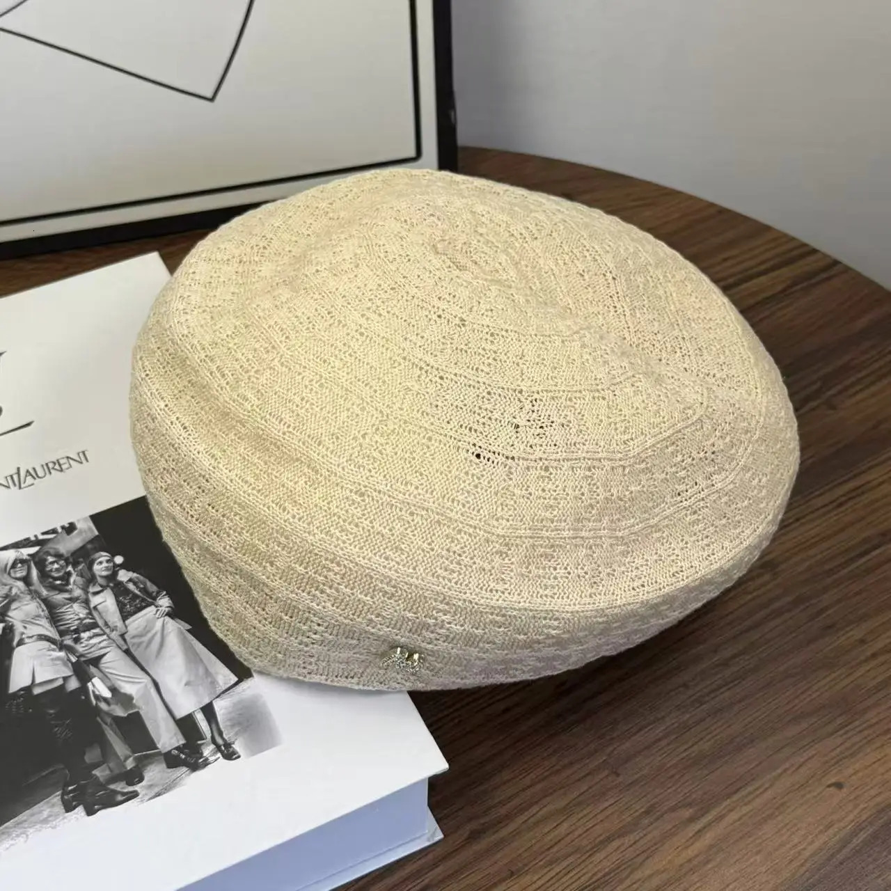 Spring Summer Thin Styling Linen Beret Women High Sense Show Face Small Korean Version Fashion Temperament Alphabet Painter Hat 251023