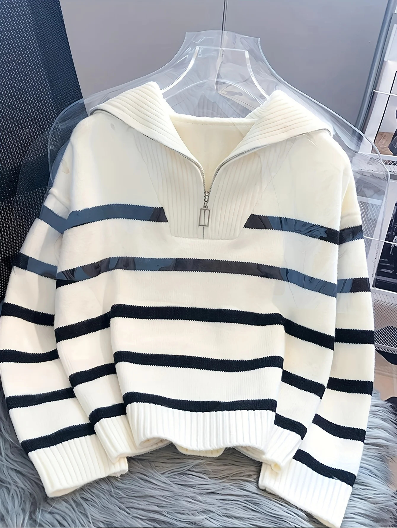 Autumn and Winter Fashion Woman Sweater Thickened Zipper Striped Undershirt Short Pullover Top Womens Clothing 251023