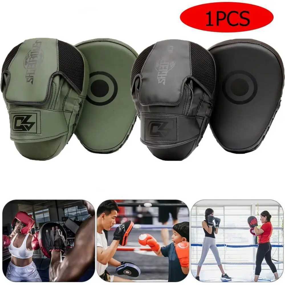 Durable Boxing Hand Target Pad Shock Absorption Light Weight Boxing Target Glove Ergonomic Design Boxing Gauntlet Y251023