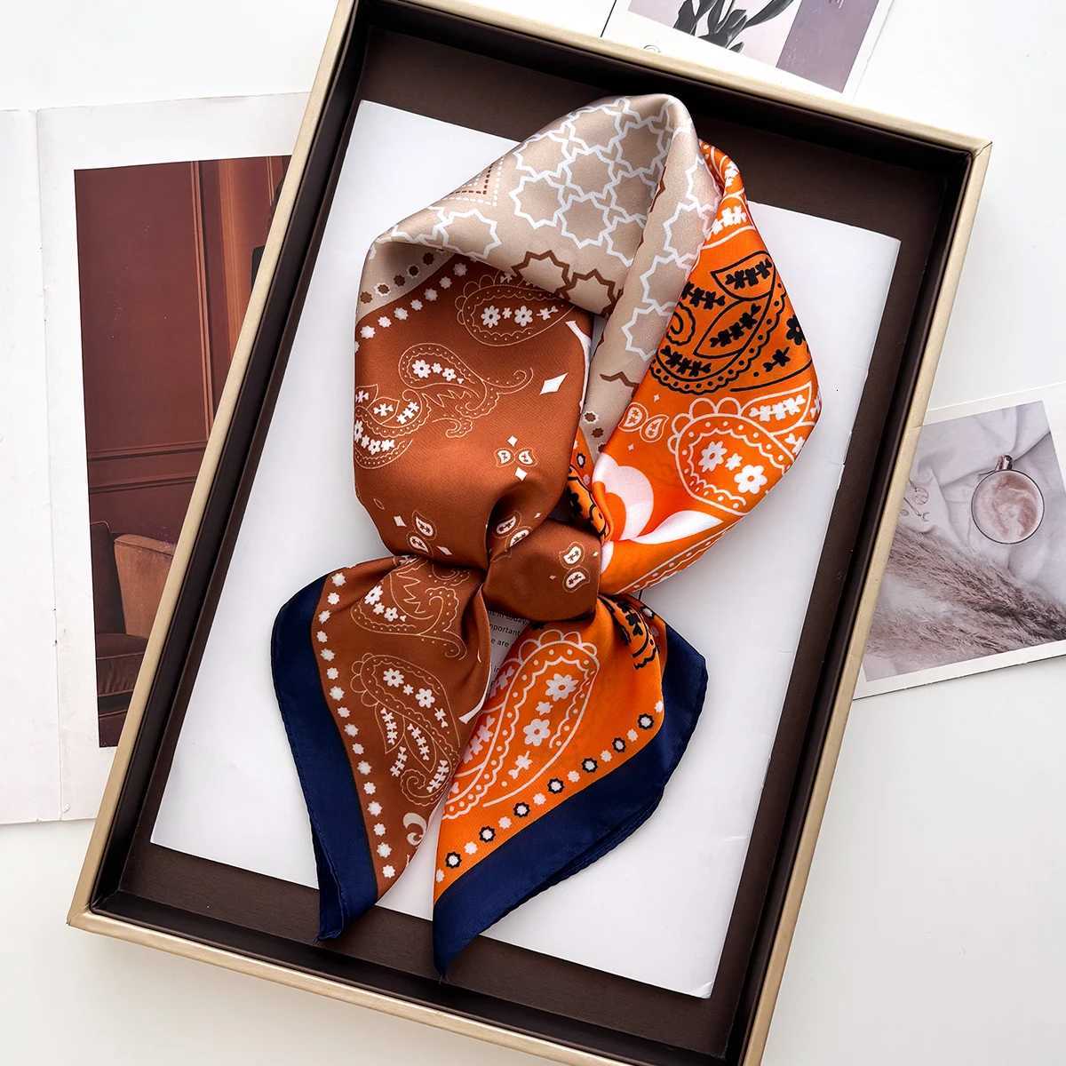 Luxury Silk 70cm Square Scarf For Wen Banda Fashion La Haiand Fem Cashew Print Neckerchief Hijab Bag Ribbon Y251024