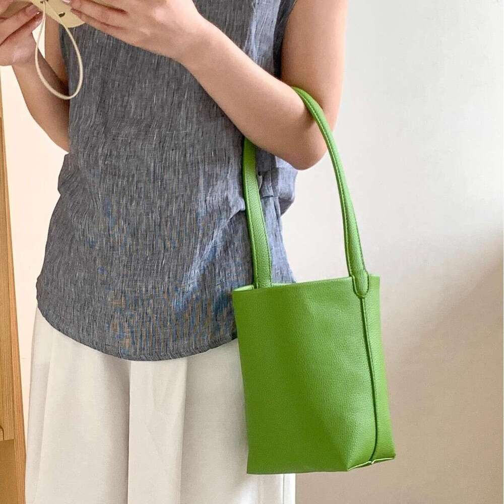 Handheld Bucket Work Commute PU Candy Color Cylinder Versatile Fashion Spring Summer New Single Shoulder Bag For Women B5