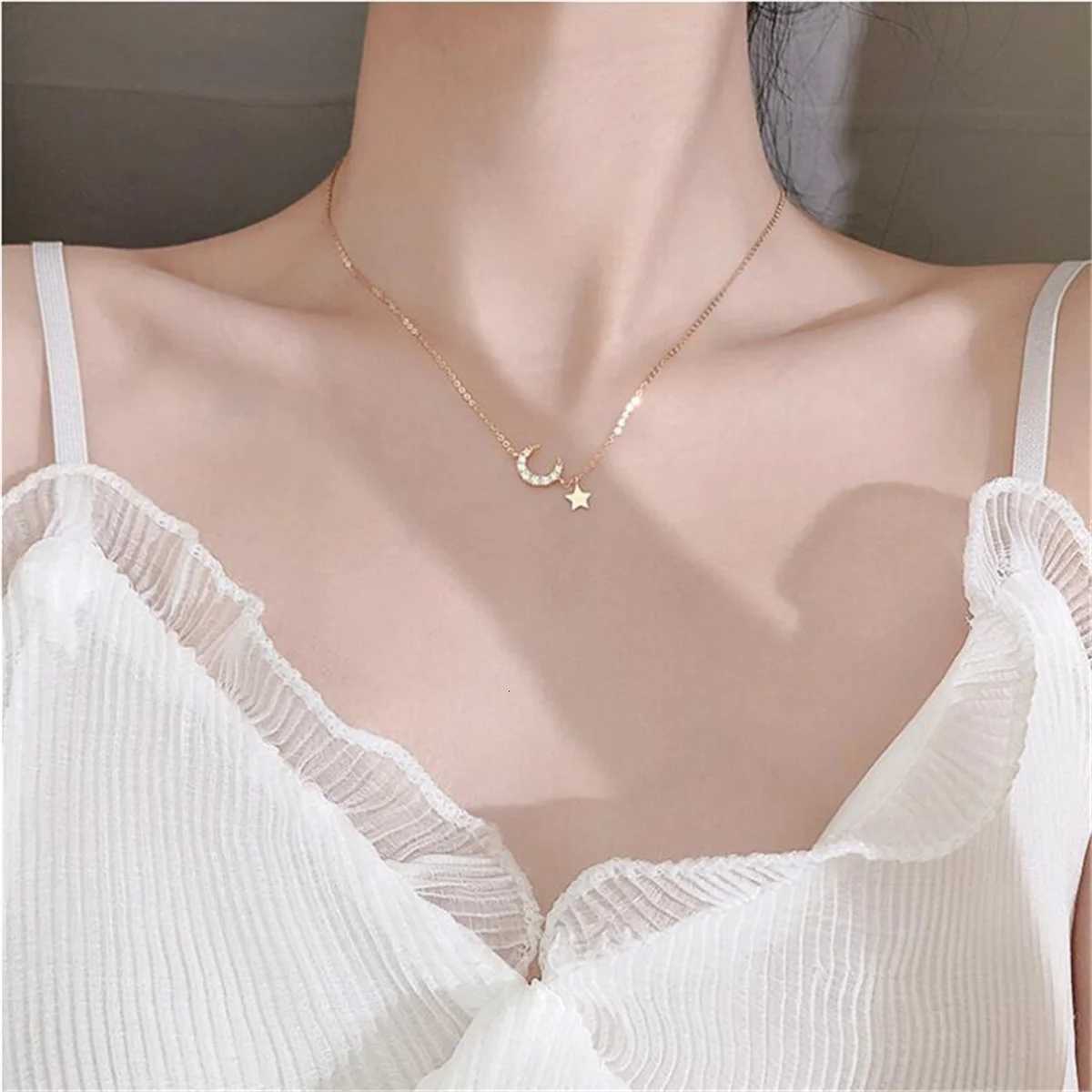 Simple Silver Color Hollow Star Necklace For Women Shiny Star Long Tassel Choker Clavicle Chain Wedding Party Birtay JewelryXJ251024
