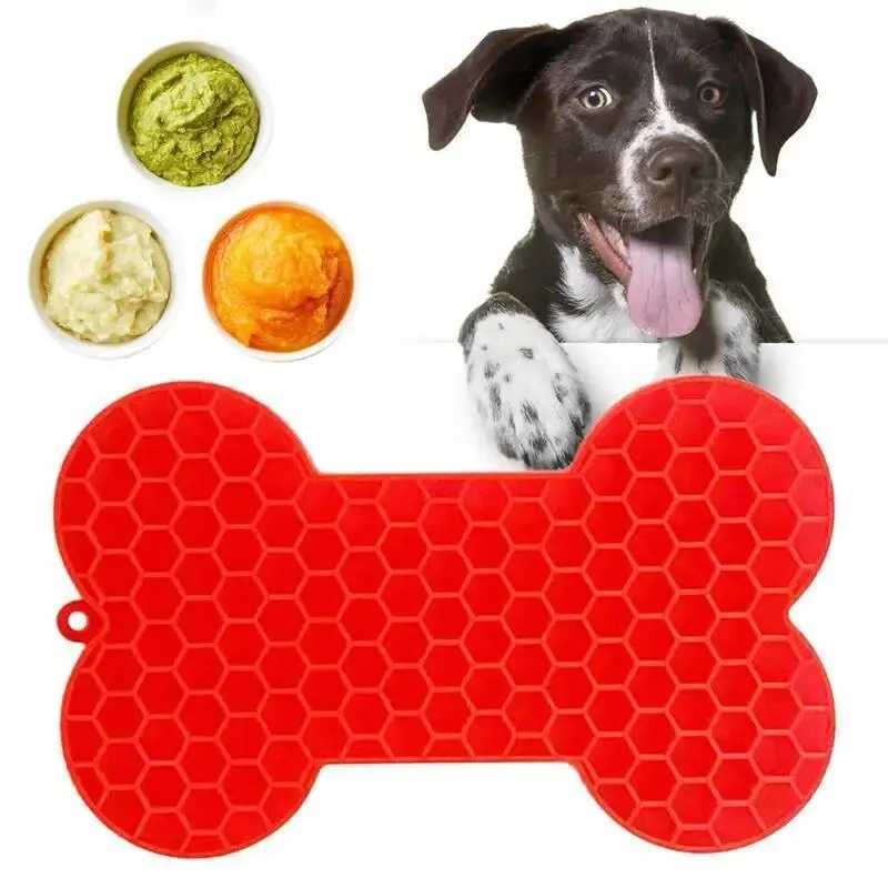 BoneShaped Silicone Dog Lick Pad Relieve Boredom Anxiety with Delicious Treats Y251023