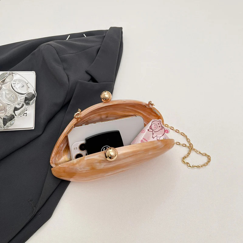 Acrylic Evening Bag Exquisite Shell Pearlescen Clutch Bag Fashion Womens Banquet Dress Handbag Wedding Party Bags 251023