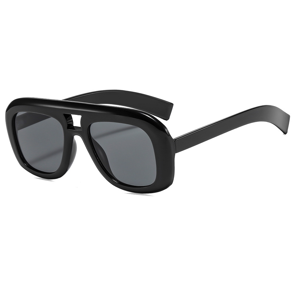 Women Over sized Minimalist Sunglasses 2025 Retro Chic Large Frame European Fashion Sunglasses for Women