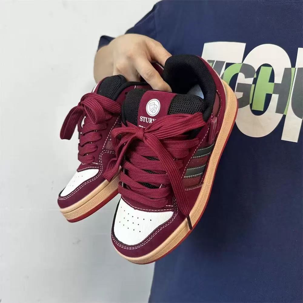 Free Shipping White And Black Color Blocking Design Couple'S Bread Shoes Men'S And Women'S 2025 New Versatile Casual Board Shoes Sports Shoes