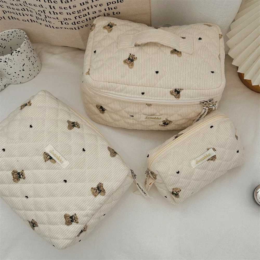 Cartoon Bear Womens Cosmetic Bag Portable Corduroy Ladies Travel Makeup Storage Bags Simple Girls Pencil Case Clutch PurseT251024
