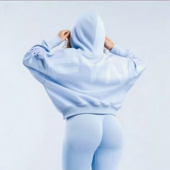 Hoodies Womens Oversized Hoodie with Letter Print Soft Cotton Casual Pullover Sweatshirt Petite-Friendly Fit S251124