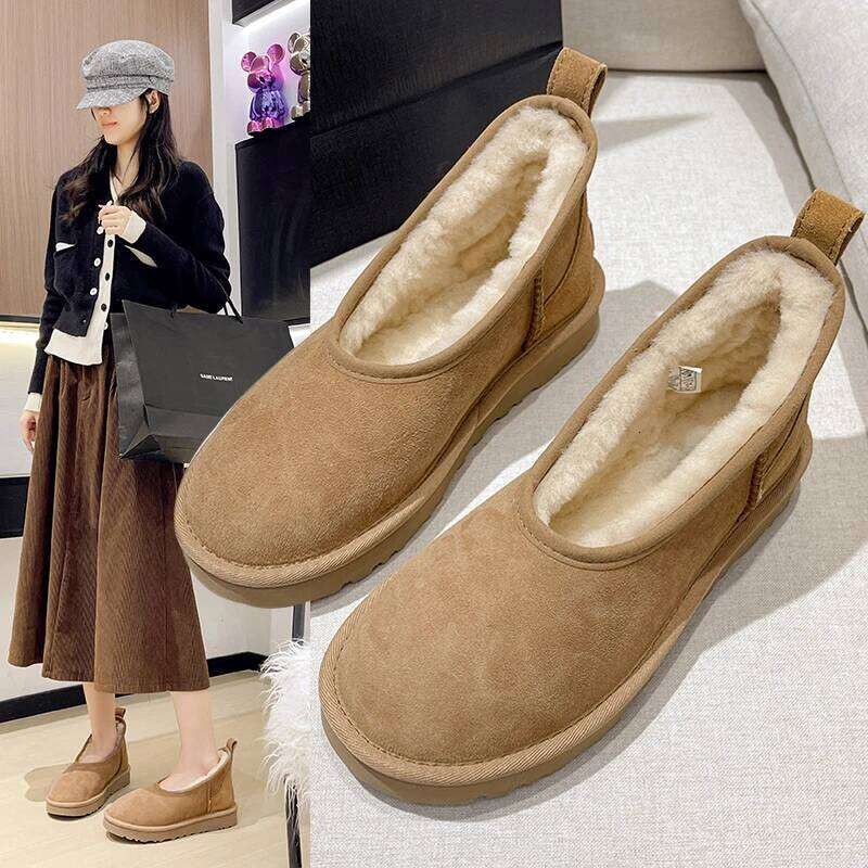 2025 Women Winter Ultra Mini Boot Designer Australian Platform For Leather Warm Ankle Fur Booties Boots Round Toe