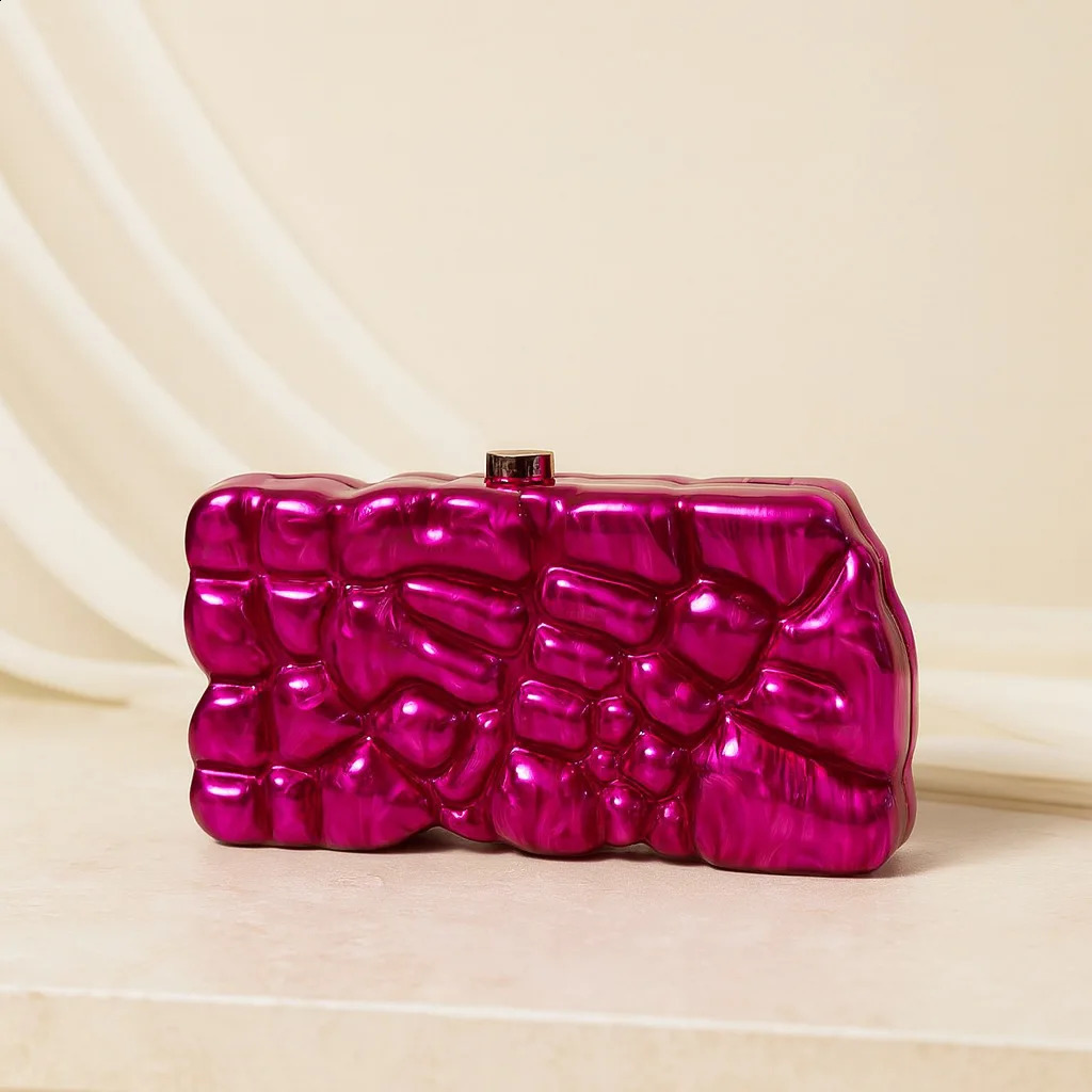 One shoulder oblique span bag Shaped shell acrylic bag Fashion wedding dinner clutch bag 251023