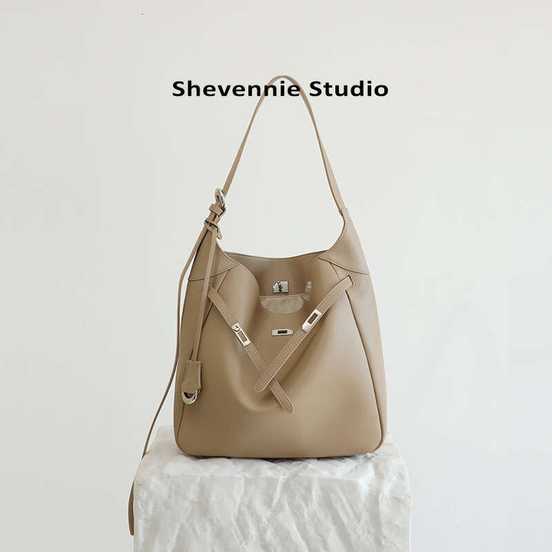 Long Term Practicality Cowhide Large Capacity Underarm Belt Buckle Crossbody Bucket Tote Bag High Quality