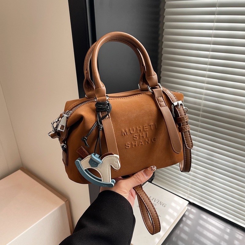 Luxury Brand Designer Bag Boston Handheld Pillow Bag 2025 New High-End Niche Commuter Autumn Winter Casual Crossbody Bag