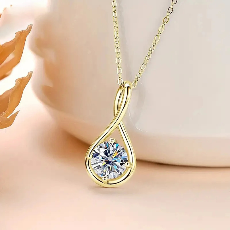 925 Sterling Silver Round Cubic Zirconia Pendant Necklace Fashion Silver Necklace Jewelry for Women 251023