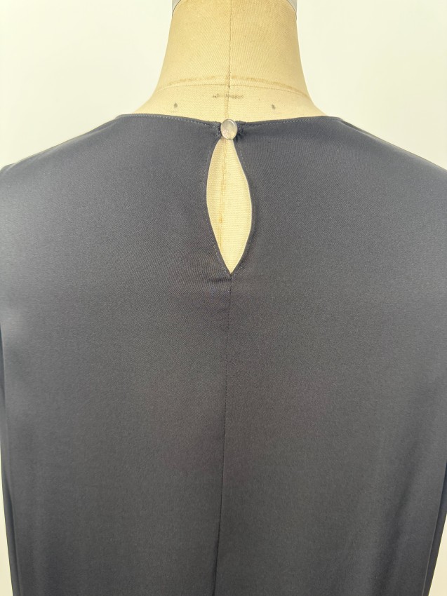 Simple, Sophisticated, Elegant, Light Luxury Silk Long-Sleeve Top JYS37011