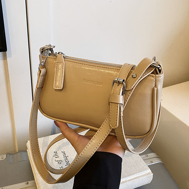 Luxury Brand Designer Bag High-Quality Textured Small Bag For Women 2025 New Summer Versatile Crossbody Bag Fashionable Super Popular Single Shoulder 