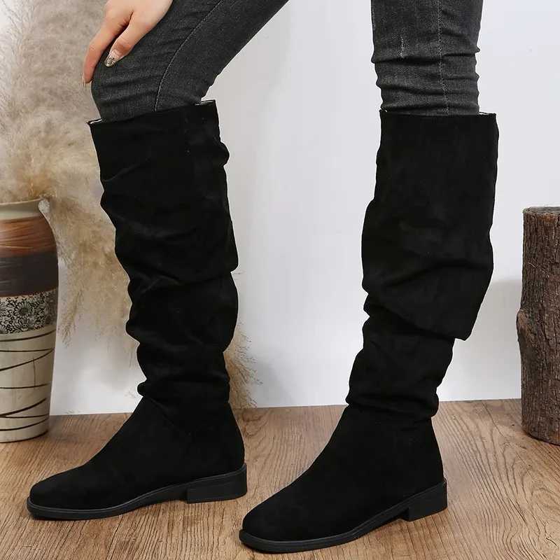 BCEBYL Autumn and Winter Fashion New Sexy Solid Color Warm Round Toe Thick Bottom Low Heel Comfortable Womens Boots Botas Mujer W251024