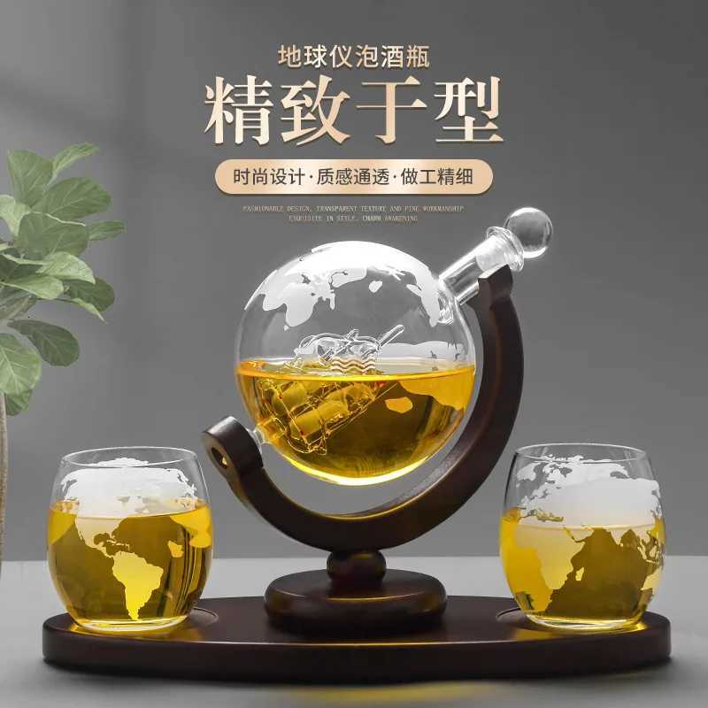Whiskey Decanter Set Crystal Globe Whisky Vodka Sailboat in Decanter with Finished Wooden Stand Bar Tools Bartending Y251024