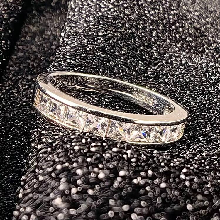 925 Sterling Silver Fine Jewelry GRA Radiant VVS Moissanite Eternity Band Ring for Women Men Wedding Anniversary