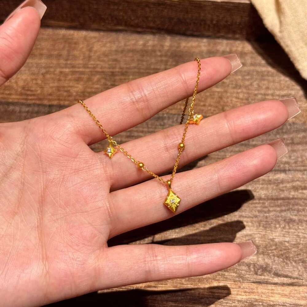 Necklace Designer luxury pendant necklace Eight-Pointed Star for Women men Exquisite Fashion High End Niche Design copper plated with 18K gold Festiva