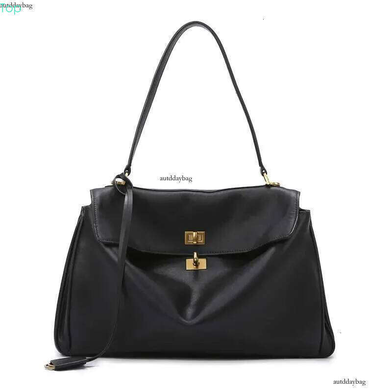 Large Capacity Vintage Lock Handbag Design 2024 Autumn Soft Leather Shoulder OL Quality Daily Commute Underarm Bag